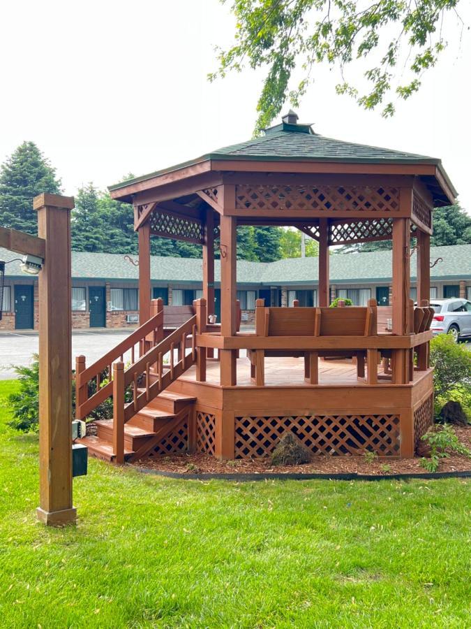 Viking Arms Inn - Ludington Exterior foto