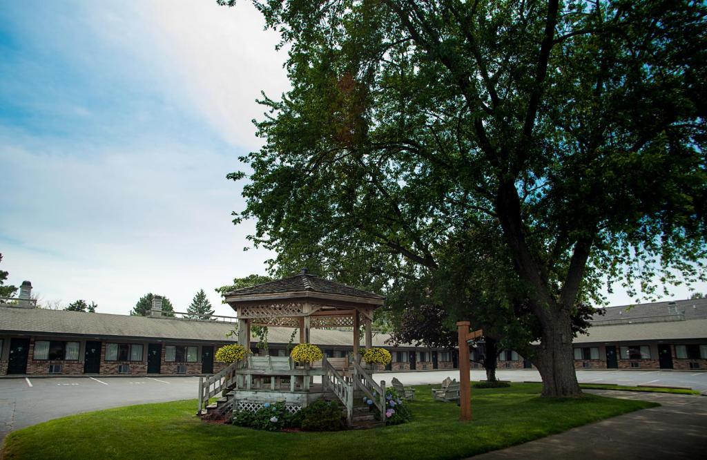 Viking Arms Inn - Ludington Exterior foto
